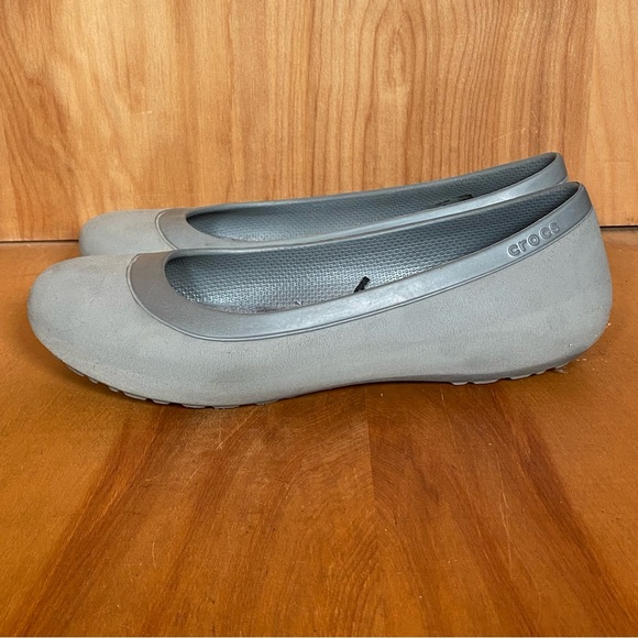 Womens 7 Crocs Mammoth Flats Grey SEF0470 - Picture 3 of 8